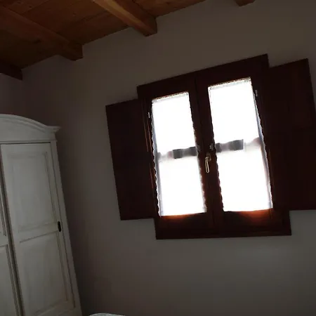 Case Vacanza Il Pino 1, *